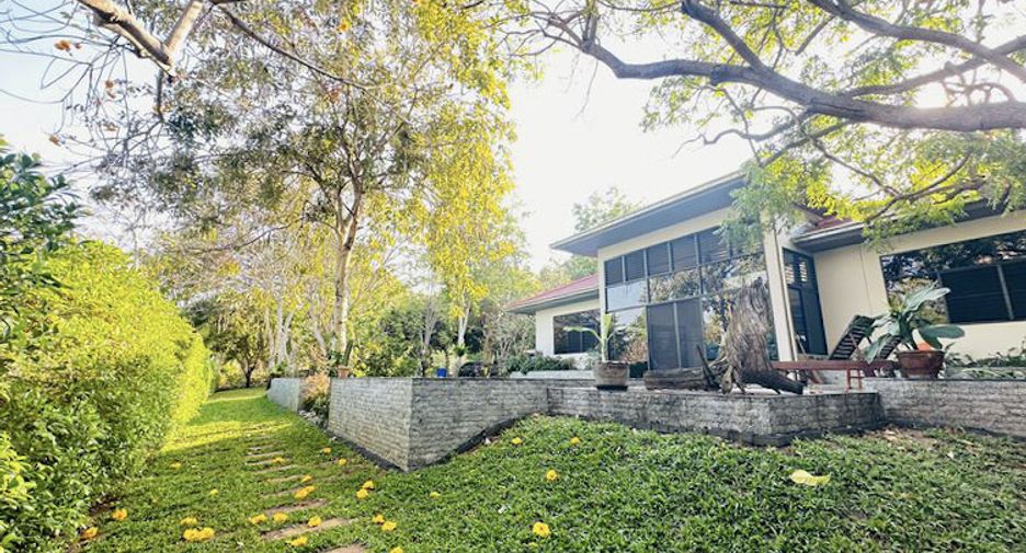 Casa en venta de 4 habitaciones en Sattahip, Chonburi
