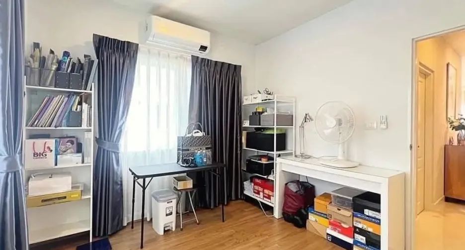 出售 和 出租 4 卧室 独立屋 在 Khlong Luang, Pathum Thani