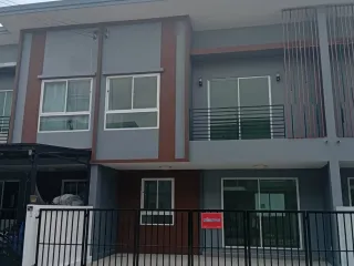 Продажа и аренда 3 спальни таунхаус в Bang Bua Thong, Нонтабури