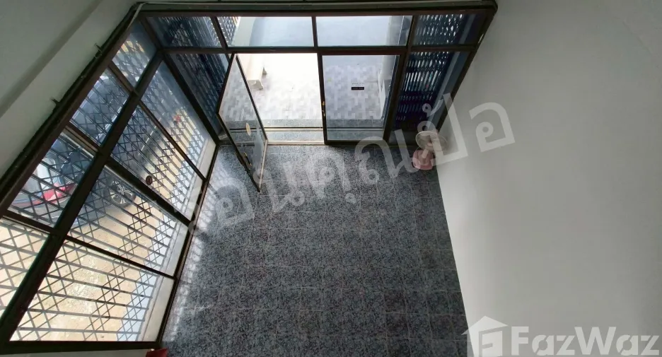 Casa adosada en venta de 2 habitaciones en Mueang Uthai Thani, Uthai Thani