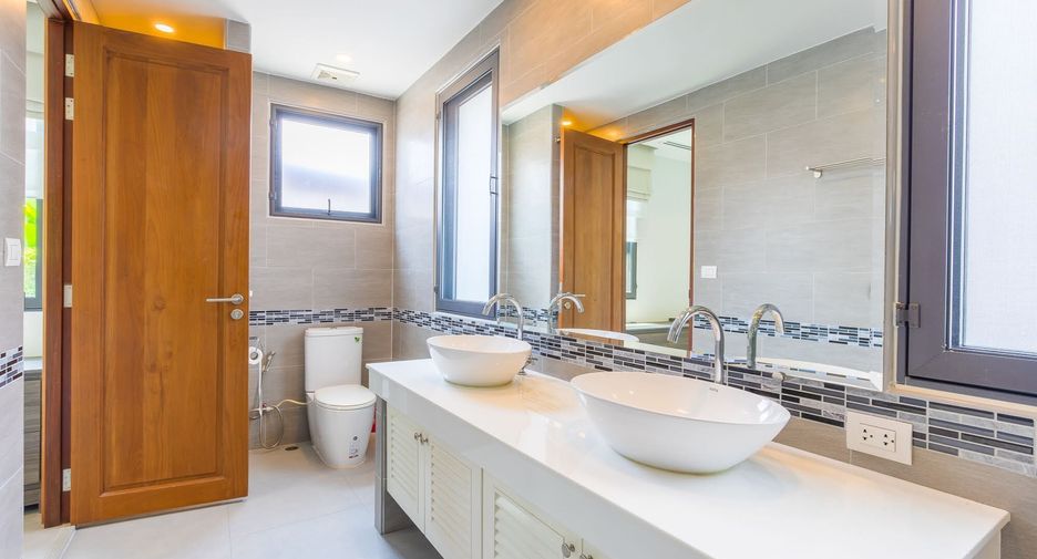 For sale and for rent 3 bedrooms villa in Thalang, Phuket