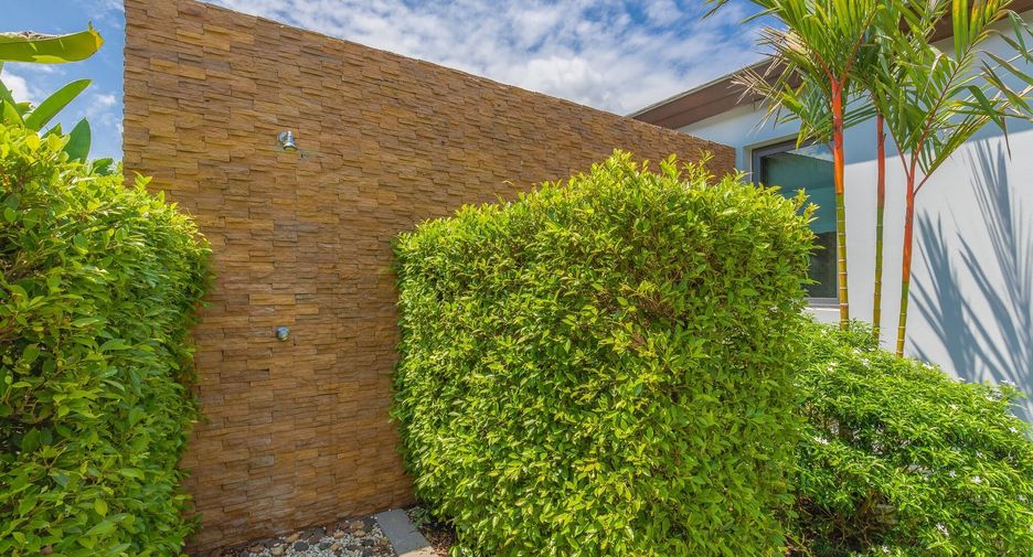 For sale and for rent 3 bedrooms villa in Thalang, Phuket