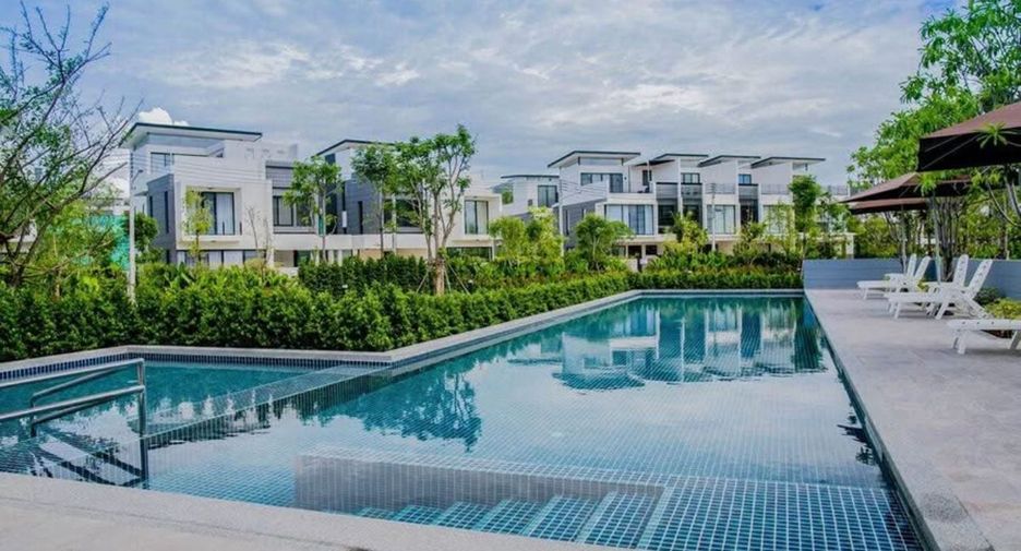 For sale 3 bedrooms townhouse in Thalang, Phuket
