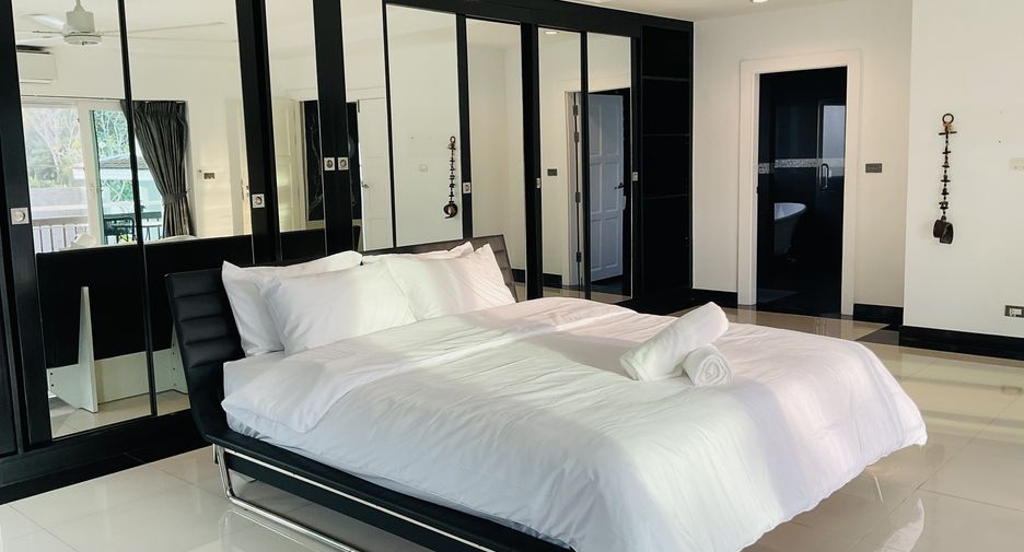 For rent 3 bedrooms villa in Kathu, Phuket