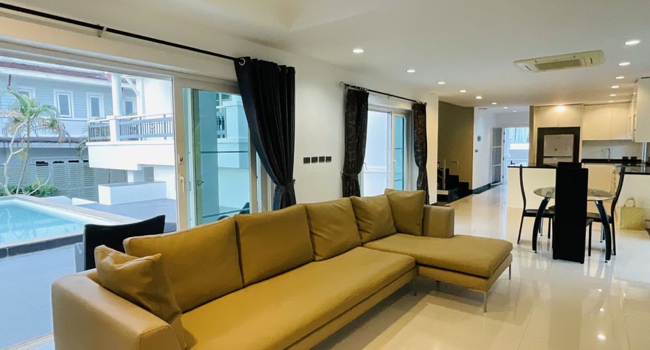 For rent 3 bedrooms villa in Kathu, Phuket