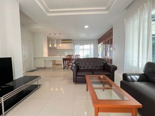 Haus zur Miete mit 4 Zimmer in Mueang Chiang Mai, Chiang Mai