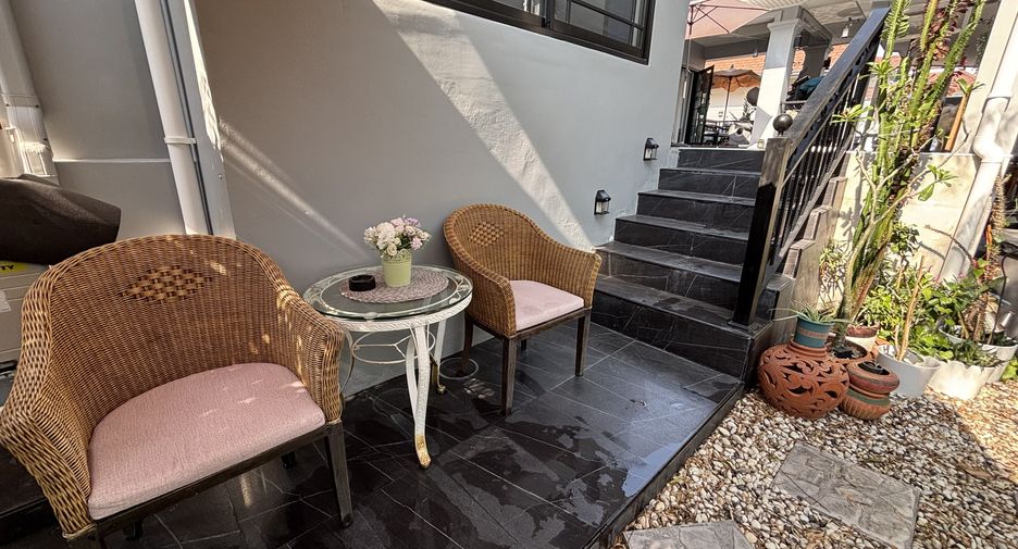 For sale 3 bedrooms villa in Hua Hin, Prachuap Khiri Khan