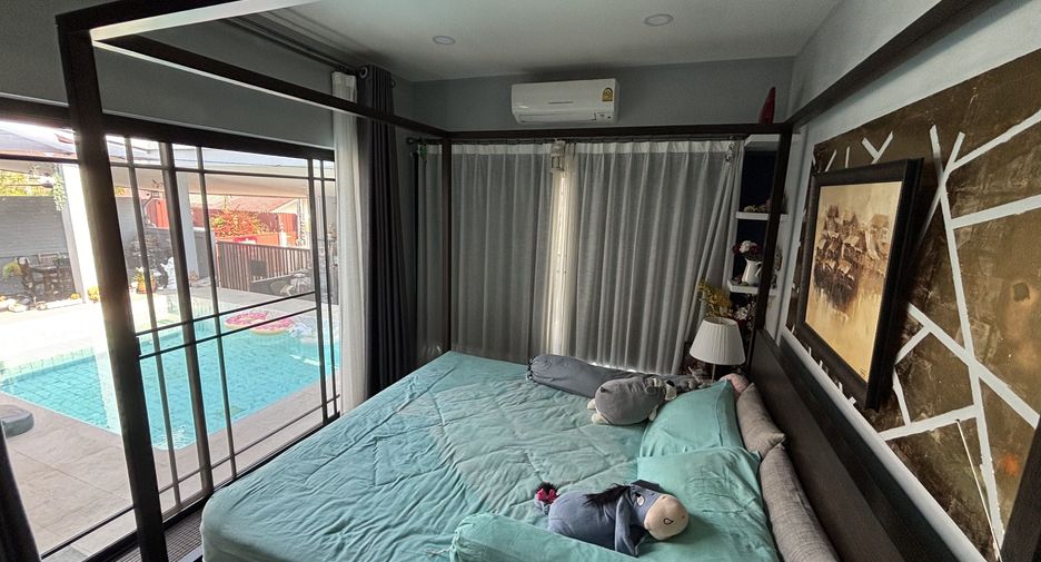 For sale 3 bedrooms villa in Hua Hin, Prachuap Khiri Khan