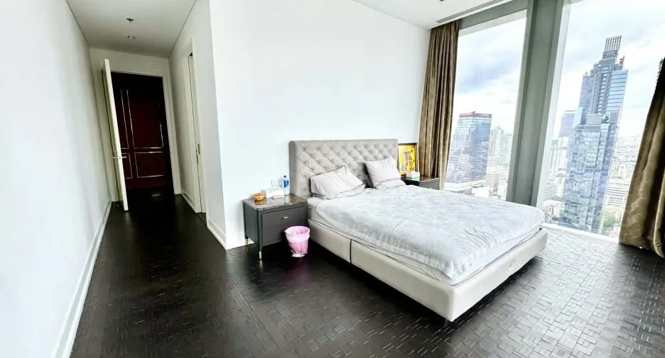 Condo en venta de 3 habitaciones en Sathon, Bangkok