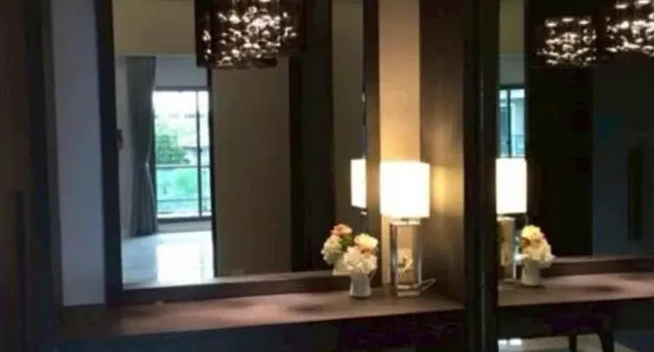 For sale 6 bedrooms house in Suan Luang, Bangkok