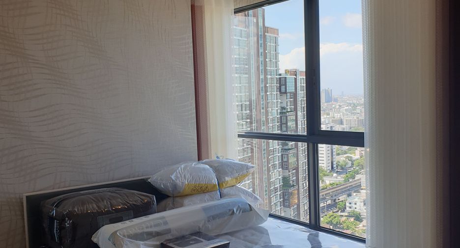 Condo en alquiler de 2 habitaciones en Bang Na, Bangkok