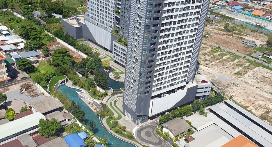 Condo en alquiler de 2 habitaciones en Bang Na, Bangkok
