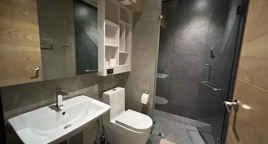 For sale 2 bedrooms condo in Mueang Phuket, Phuket