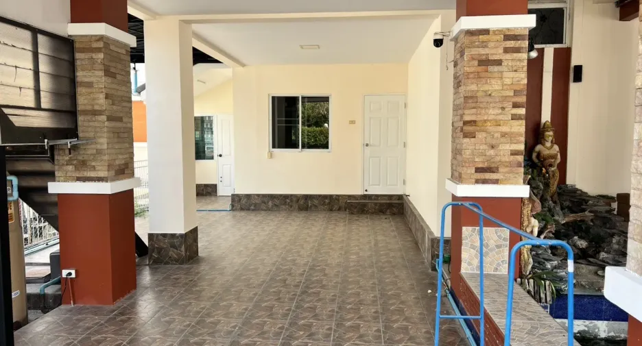 Casa en venta de 3 habitaciones en San Kamphaeng, Chiang Mai