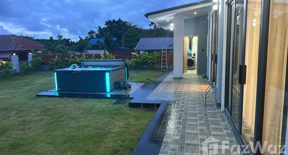 Villa en venta y en alquiler de 3 habitaciones en Thalang, Phuket