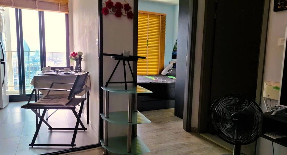 Condo en alquiler de 1 habitaciones en Bang Lamung, Chonburi