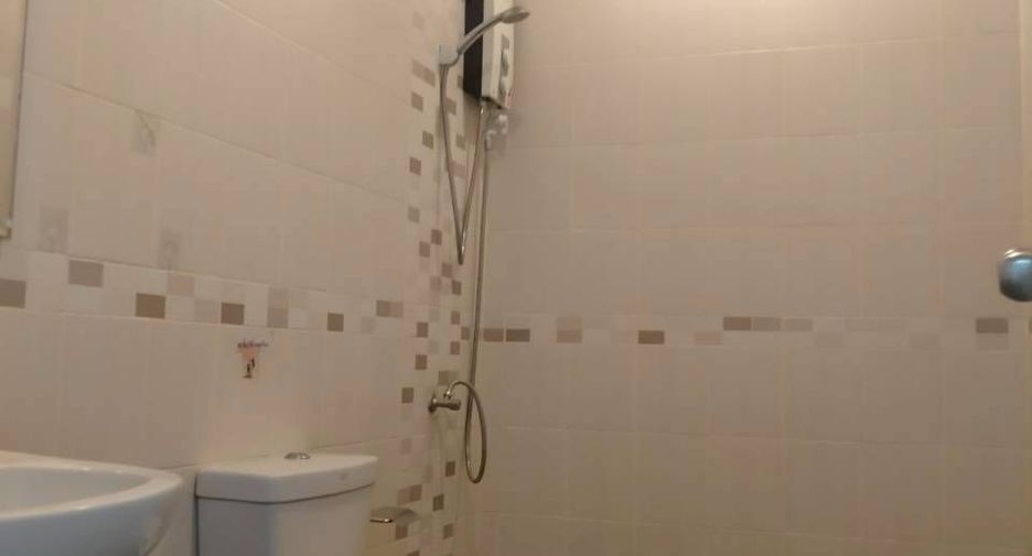 Wohnung zur Miete mit 4 Zimmer in Saphan Sung, Bangkok