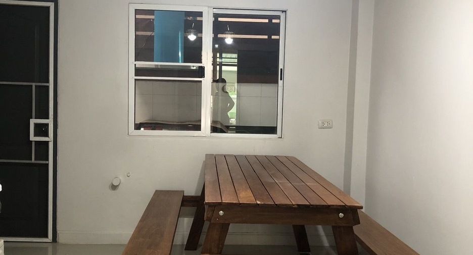 Wohnung zur Miete mit 4 Zimmer in Saphan Sung, Bangkok