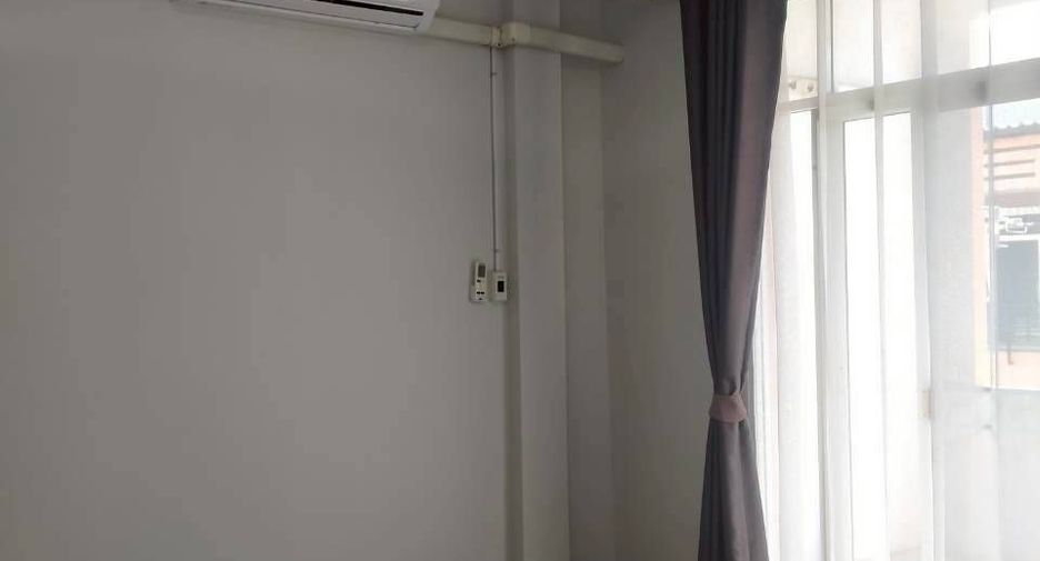 Wohnung zur Miete mit 4 Zimmer in Saphan Sung, Bangkok