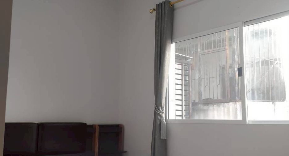 Wohnung zur Miete mit 4 Zimmer in Saphan Sung, Bangkok