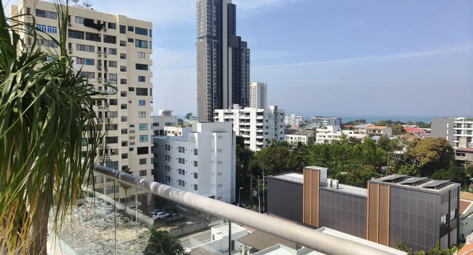 For sale 2 bedrooms condo in Bang Lamung, Chonburi
