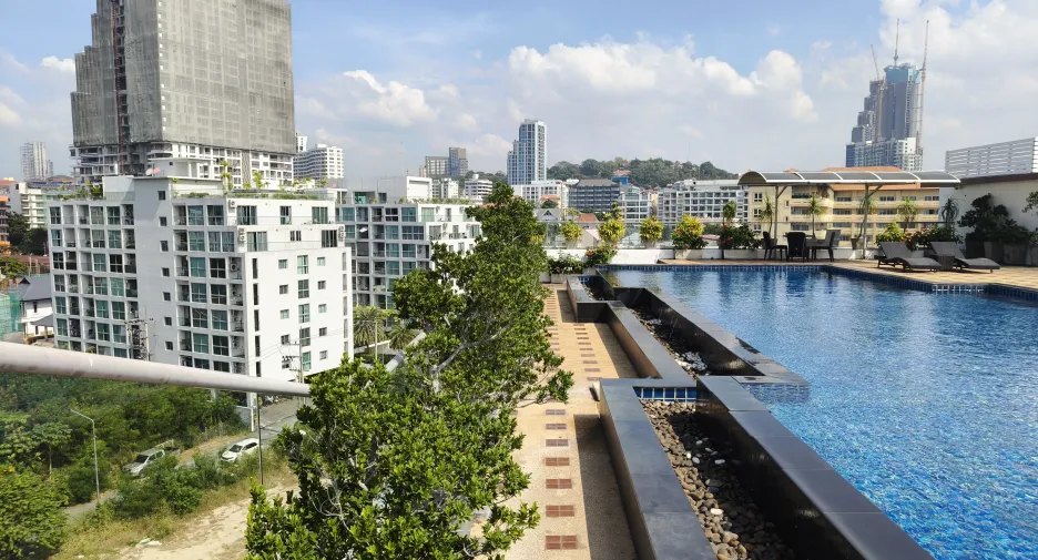For sale 2 bedrooms condo in Bang Lamung, Chonburi
