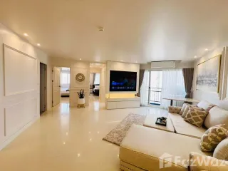 À louer 2 chambres condo à Yan Nawa, Bangkok