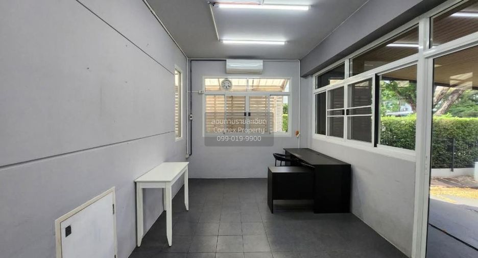 Haus zur Miete mit 3 Zimmer in Bang Sao Thong, Samut Prakan
