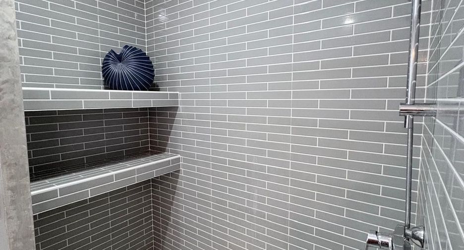 For sale 2 bedrooms apartment in Ko Samui, Surat Thani