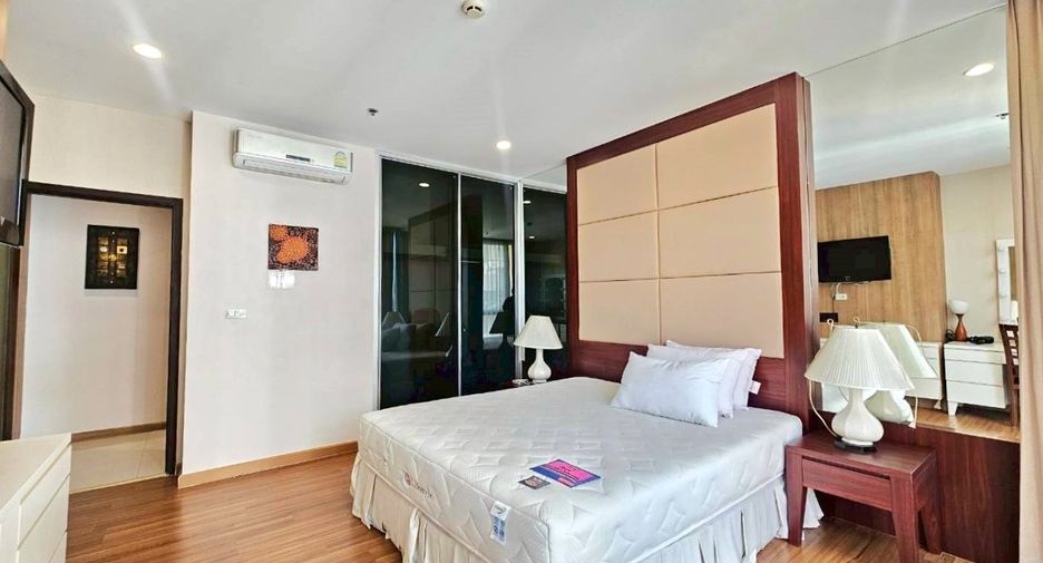 For rent 1 bed condo in Pathum Wan, Bangkok