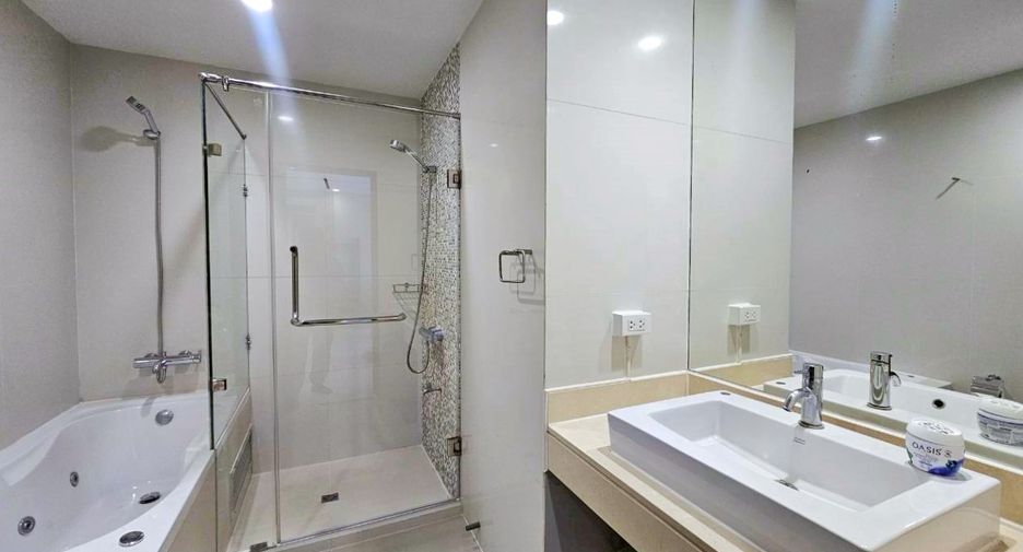 For rent 1 bed condo in Pathum Wan, Bangkok
