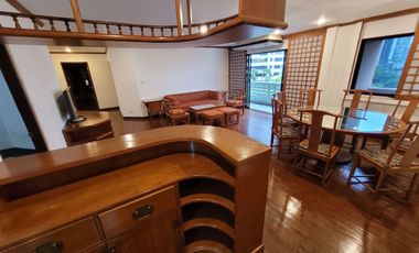 Condo en alquiler de 3 habitaciones en Watthana, Bangkok