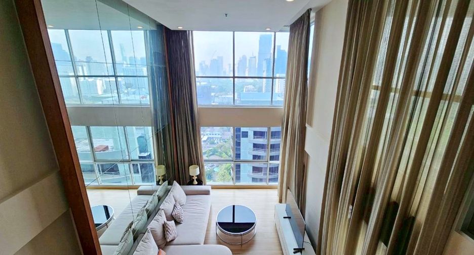 For rent 2 bedrooms condo in Pathum Wan, Bangkok