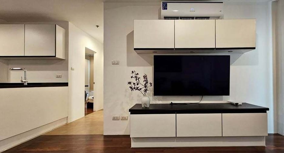 Продажа и аренда 2 спальни кондо в Хуаи Кхщанг, Бангкок