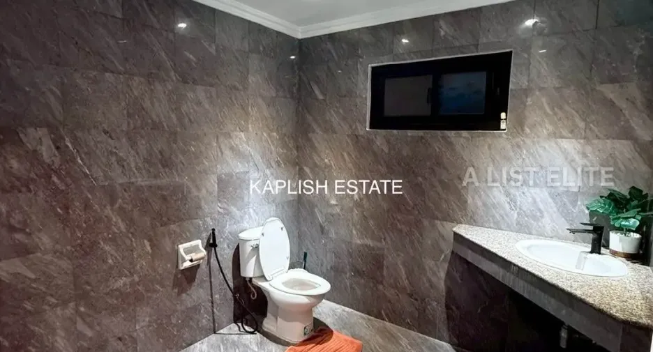 For rent 5 bedrooms house in Bang Lamung, Chonburi