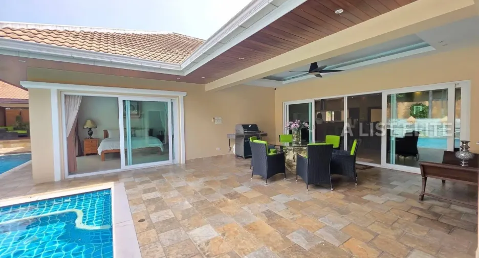 For rent 4 bedrooms house in Bang Lamung, Chonburi
