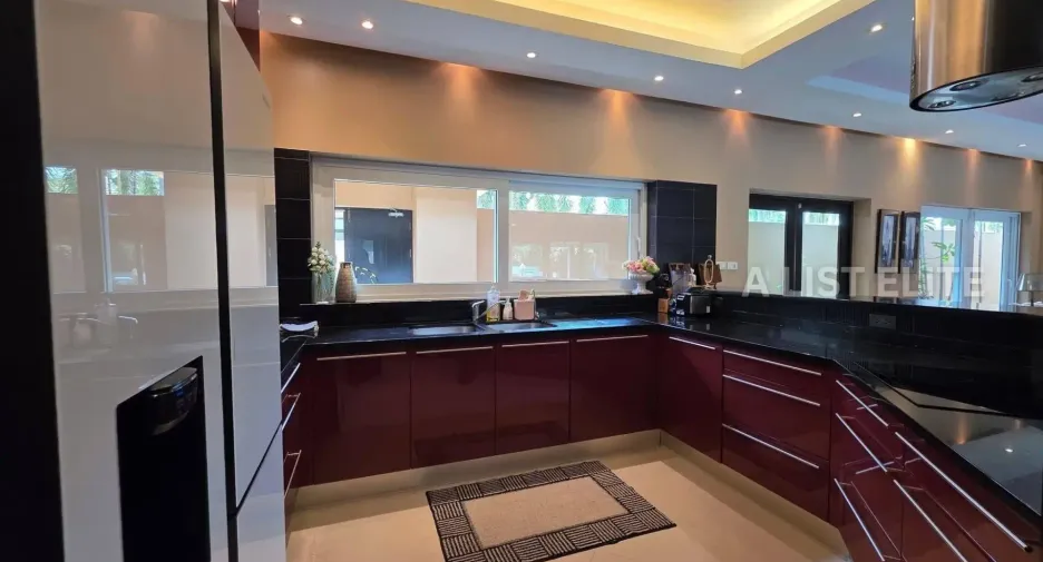 For rent 4 bedrooms house in Bang Lamung, Chonburi
