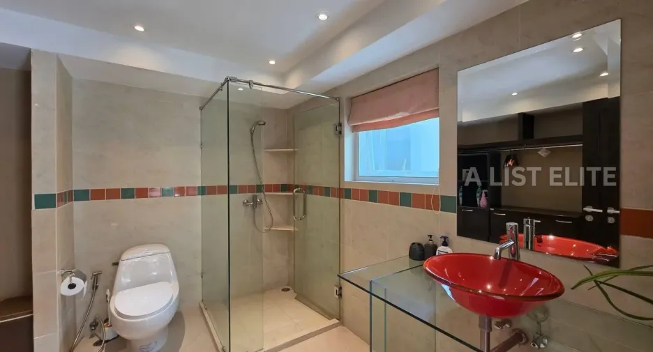 For rent 4 bedrooms house in Bang Lamung, Chonburi