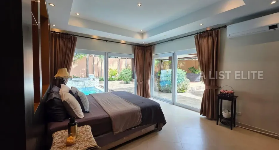 For rent 4 bedrooms house in Bang Lamung, Chonburi
