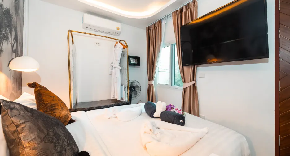 ขาย และ ให้เช่า 6 ห้องนอน วิลล่า ใน ถลาง, ภูเก็ต