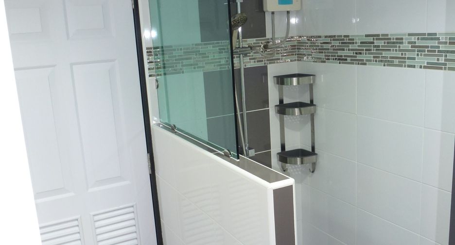 For sale and for rent 1 bed condo in Huai Khwang, Bangkok