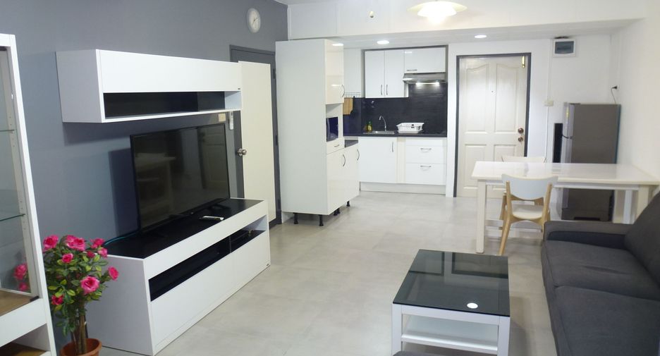 For sale and for rent 1 bed condo in Huai Khwang, Bangkok