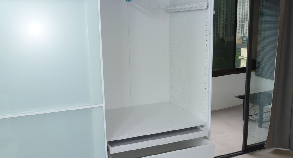 For sale and for rent 1 bed condo in Huai Khwang, Bangkok