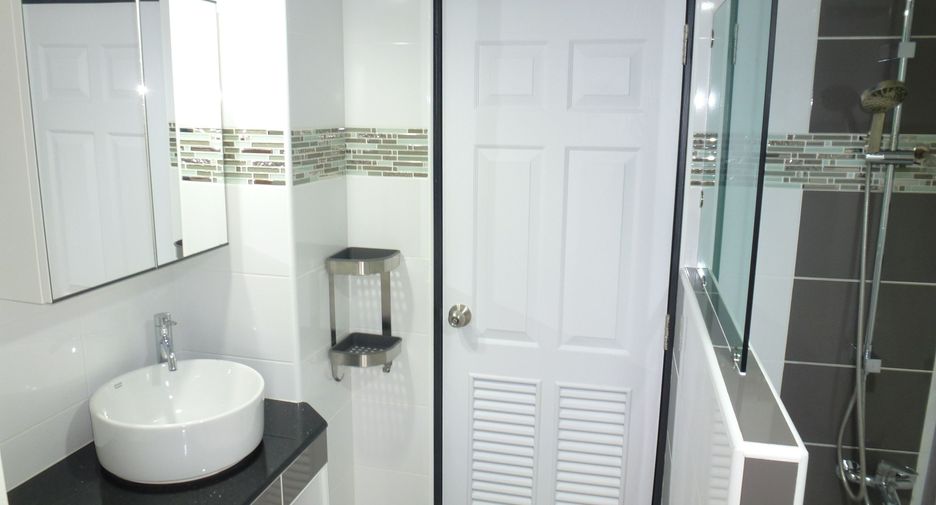 For sale and for rent 1 bed condo in Huai Khwang, Bangkok