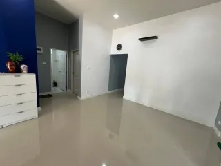 Casa en alquiler de 3 habitaciones en Bang Saray, Pattaya