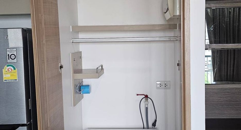 For rent 2 bedrooms condo in Phaya Thai, Bangkok