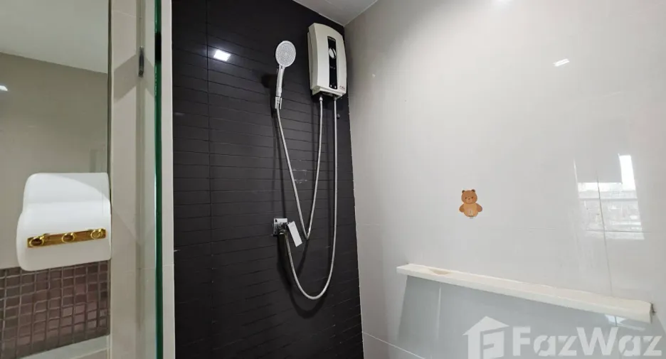 For rent 2 bedrooms condo in Phaya Thai, Bangkok