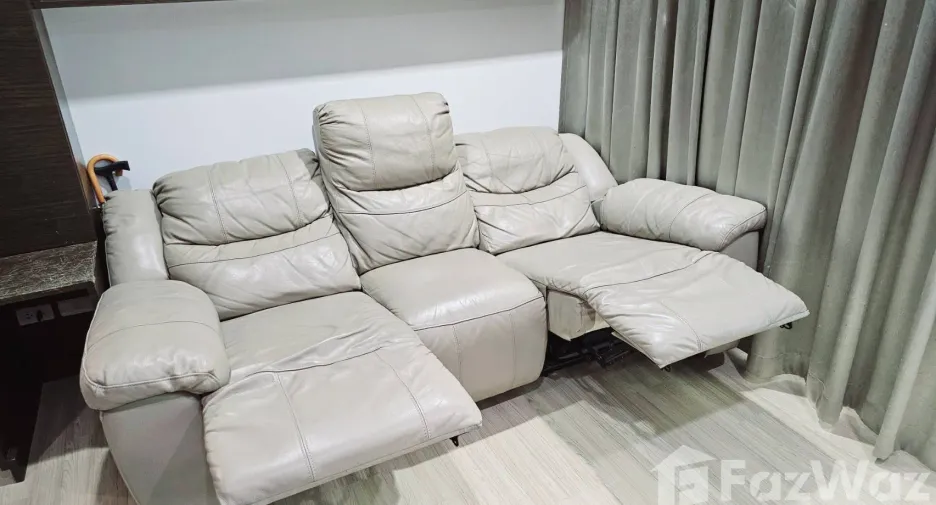 For rent 2 bedrooms condo in Phaya Thai, Bangkok