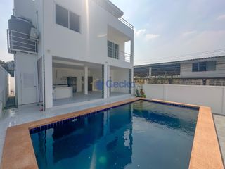 And For Sale 4 Bedroom House In Bang Saray, Pattaya