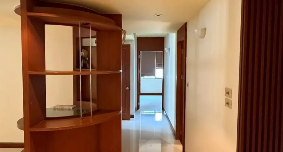 For sale and for rent 2 bedrooms condo in Yan Nawa, Bangkok